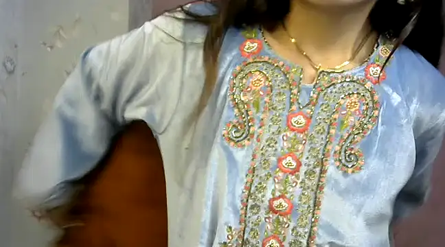 Snapshot of binisa_45 chatting on 01/04/25, 07:45 binisa 45 online show from 01/04/25, 07:45