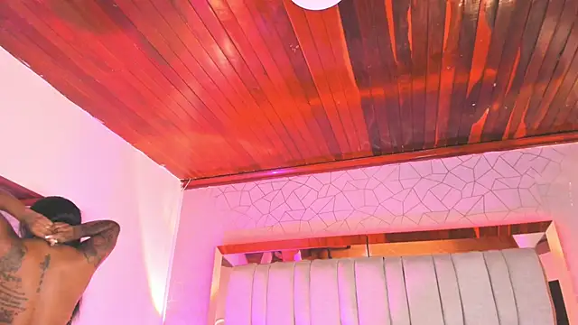 Snapshot of AngelineHeet chatting on 01/23/25, 03:58 AngelineHeet online show from 01/23/25, 03:58