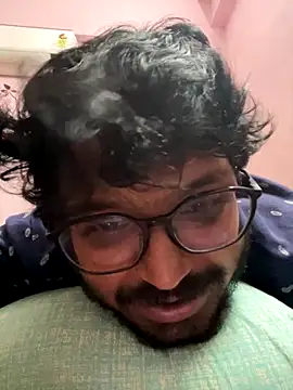 Snapshot of Yours_Teluguboii chatting on 10/08/25, 05:32 Yours Teluguboii online show from 10/08/25, 05:32