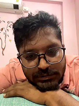 Snapshot of Yours_Teluguboii chatting on 10/23/25, 08:24 Yours Teluguboii online show from 10/23/25, 08:24