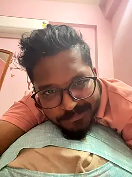 Snapshot of Yours_Teluguboii chatting on 10/24/25, 04:31 Yours Teluguboii online show from 10/24/25, 04:31