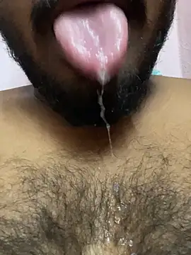 Snapshot of Yours_Teluguboii chatting on 10/30/25, 04:47 Yours Teluguboii online show from 10/30/25, 04:47