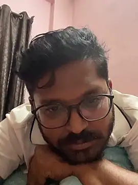 Snapshot of Yours_Teluguboii chatting on 11/03/25, 05:58 Yours Teluguboii online show from 11/03/25, 05:58