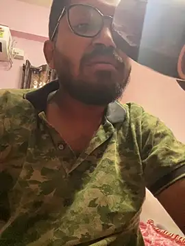 Snapshot of Yours_Teluguboii chatting on 02/17/26, 05:48 Yours Teluguboii online show from 02/17/26, 05:48