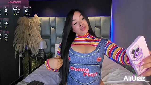 MarianaGarciaa   online show from 09/23/25, 07:50