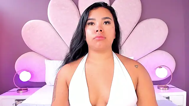 MarianaGarciaa   online show from 11/08/25, 07:23