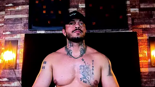 Van Velckan online show from 12/15/24, 12:06