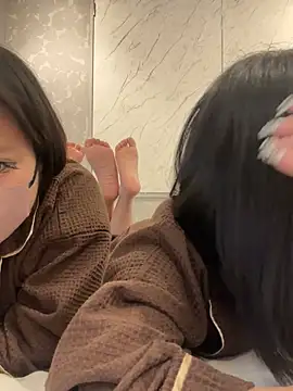 Snapshot of Rei1216xo chatting on 03/01/25, 05:09 Rei1216xo online show from 03/01/25, 05:09