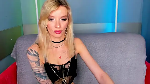 AlinaLovelyX online show from 04/29/26, 01:21