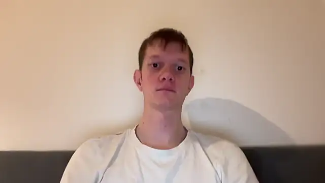 Snapshot of Cube933 chatting on 10/11/25, 09:13 Cube933 online show from 10/11/25, 09:13