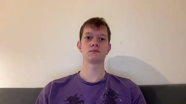 Snapshot of Cube933 chatting on 10/14/25, 07:42 Cube933 online show from 10/14/25, 07:42