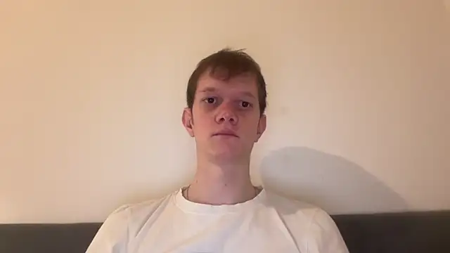 Snapshot of Cube933 chatting on 10/25/25, 09:53 Cube933 online show from 10/25/25, 09:53