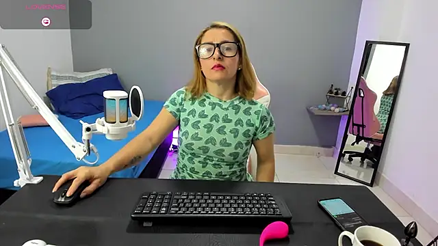 Yelena03 online show from 01/16/25, 08:25