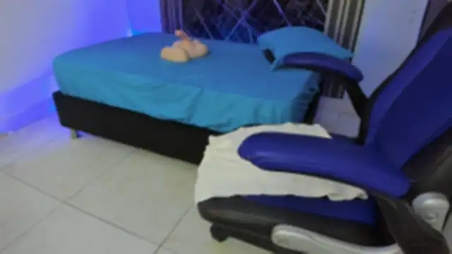 Yelena03 online show from 11/20/25, 10:59