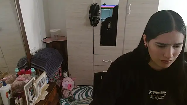 Naomi D online show from 05/02/26, 09:09