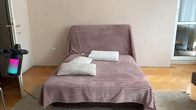 itsmaxxbaby  online show from 11/07/25, 09:09