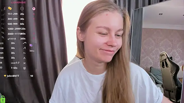 Polumna cute online show from 10/04/25, 08:34