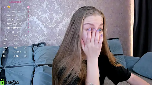 Polumna cute online show from 10/24/25, 10:00