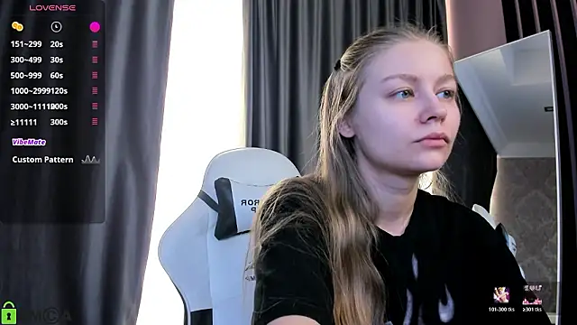 Snapshot of Polumna_cute chatting on 03/05/26, 09:38 Polumna cute online show from 03/05/26, 09:38