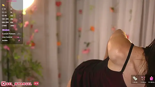 Snapshot of Bella-Franco chatting on 02/14/26, 09:00 Bella-Franco online show from 02/14/26, 09:00