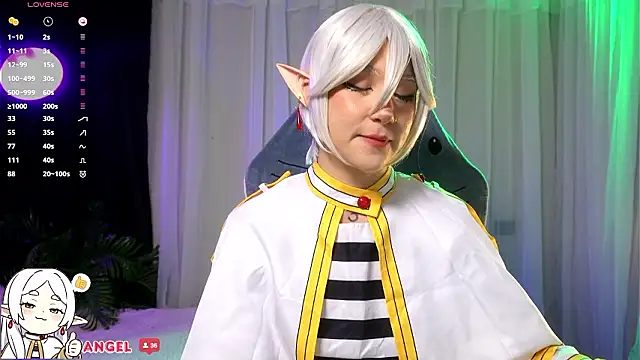 Snapshot of Bella-Franco chatting on 02/26/26, 02:27 Bella-Franco online show from 02/26/26, 02:27