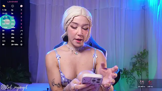 Snapshot of Bella-Franco chatting on 03/07/26, 04:15 Bella-Franco online show from 03/07/26, 04:15