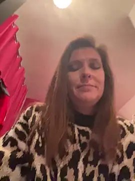 Lwhite1 online show from 01/14/25, 05:56