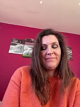 Lwhite1 online show from 03/03/25, 04:46