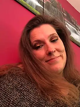 Lwhite1 online show from 03/08/25, 03:24