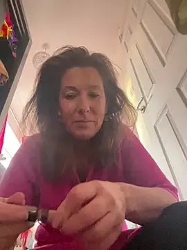 Lwhite1 online show from 10/01/25, 04:13