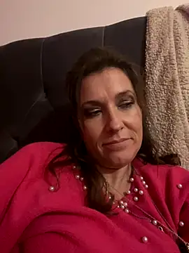 Lwhite1 online show from 11/12/25, 12:44