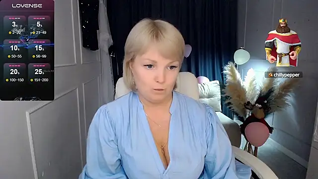 Juarnea online show from 03/10/25, 06:12