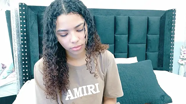 littleebonny online show from 01/18/26, 07:50