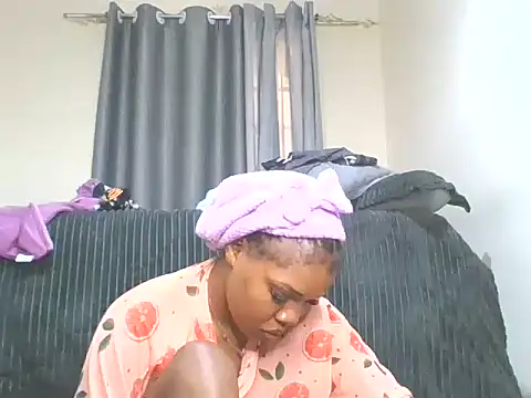 sweet bigclit online show from 06/24/26, 06:45