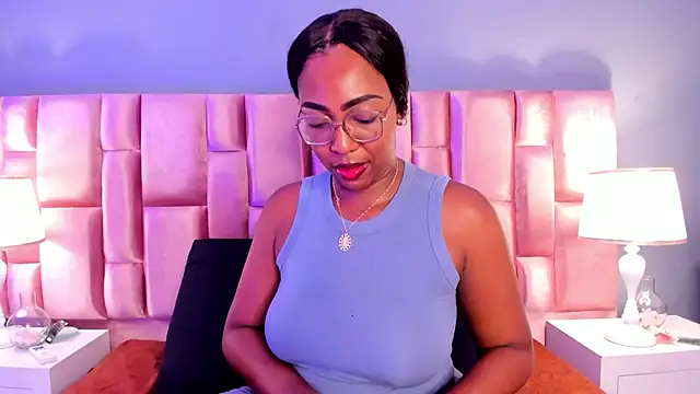 dirtyvictoria online show from 09/18/25, 03:47