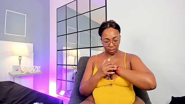 dirtyvictoria online show from 09/19/25, 12:06