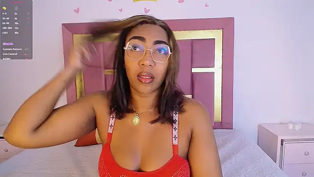 Snapshot of dirtyvictoria chatting on 03/06/26, 12:34 dirtyvictoria online show from 03/06/26, 12:34