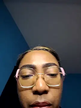 Snapshot of dirtyvictoria chatting on 03/29/26, 07:36 dirtyvictoria online show from 03/29/26, 07:36