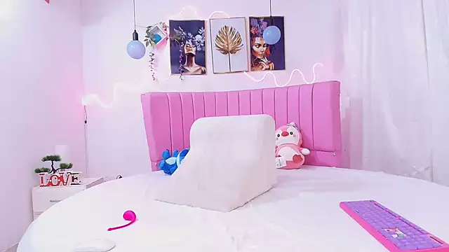 Azul horney online show from 10/17/25, 09:50