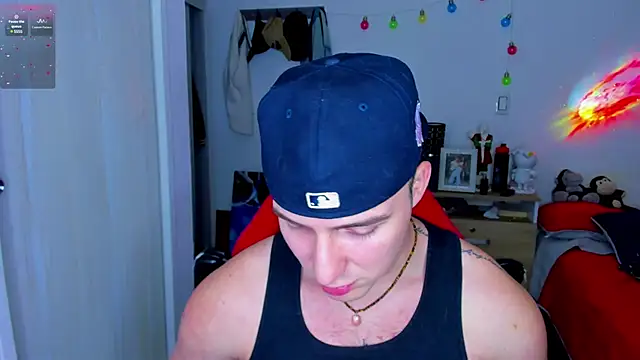 liam oficial02 online show from 12/21/24, 03:25