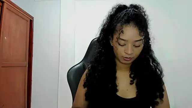 avellanatammy online show from 10/25/25, 12:40