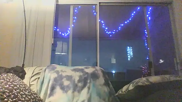 Snapshot of halobabe7620 chatting on 12/31/24, 01:04 halobabe7620 online show from 12/31/24, 01:04