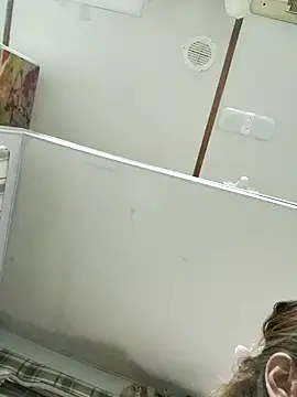 Snapshot of halobabe7620 chatting on 01/27/25, 06:31 halobabe7620 online show from 01/27/25, 06:31