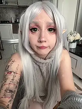 Snapshot of yourcutewaifu chatting on 02/08/26, 06:06 yourcutewaifu online show from 02/08/26, 06:06