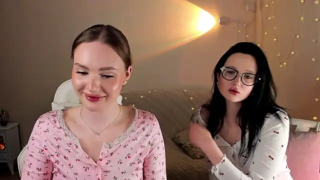 MishkaMe online show from 11/24/25, 01:44