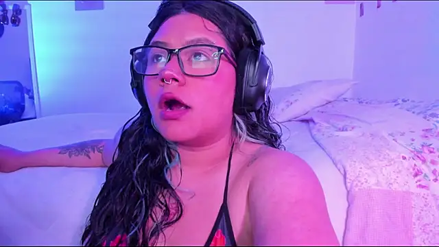 StephaniFox online show from 01/22/25, 05:26