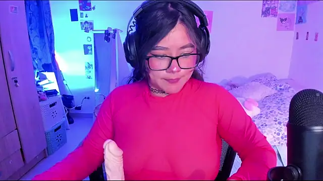 StephaniFox online show from 01/30/25, 05:09