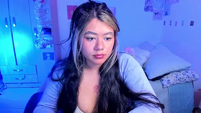 StephaniFox online show from 03/05/25, 12:38