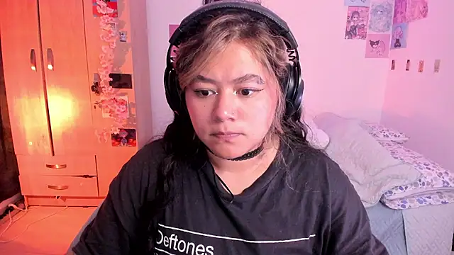 StephaniFox online show from 03/11/25, 12:33