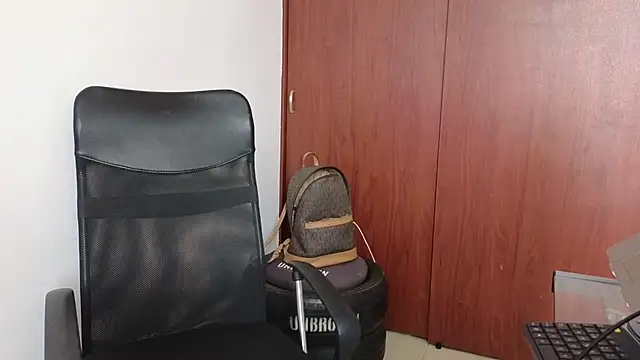 Dj scarlettmorreti online show from 01/26/25, 03:14